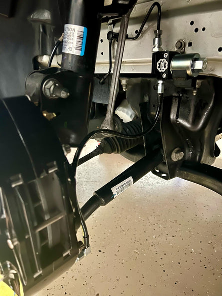 2015-24 S550/S650 Mustang Dual Line Lock Kit w/ Brackets